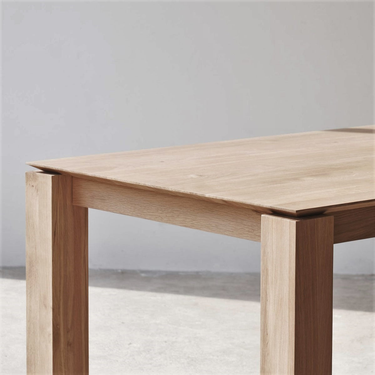 Ethnicraft Oak Slice dining table 200/100/76 Oishi Furniture & Homewares